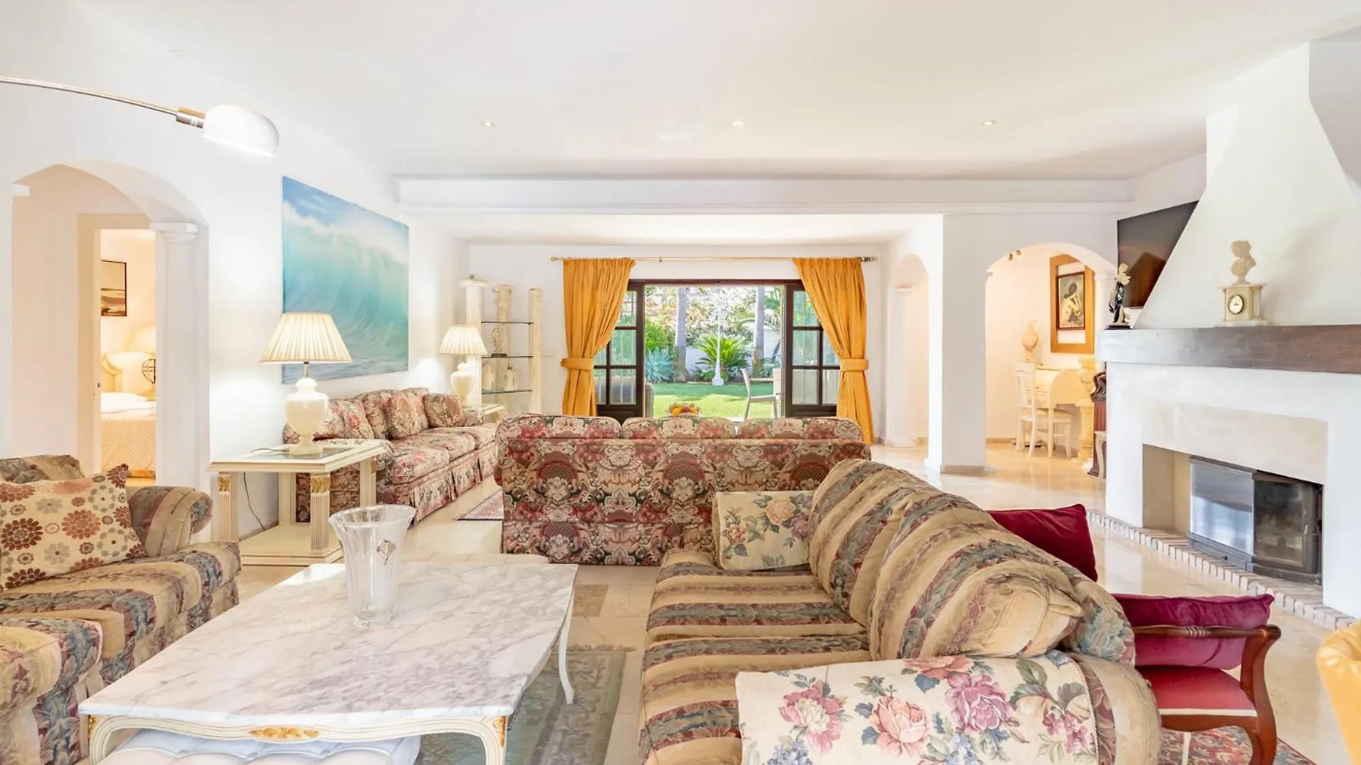 Lovely Villa Las Palmeras 마르베야 0*,  스페인