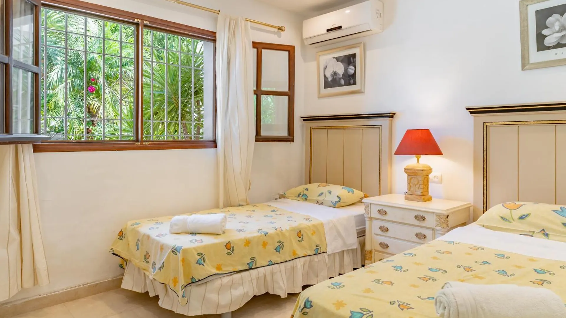 Lovely Villa Las Palmeras 마르베야