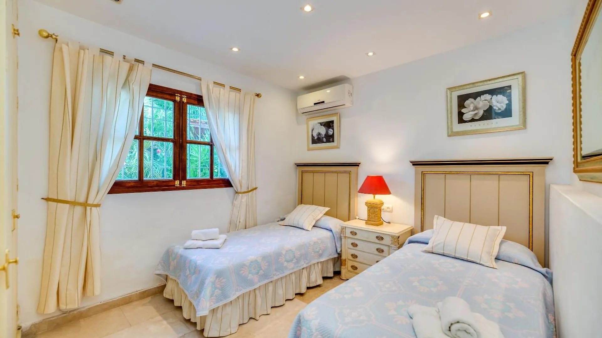 Lovely Villa Las Palmeras Marbella 0*,  Hiszpania