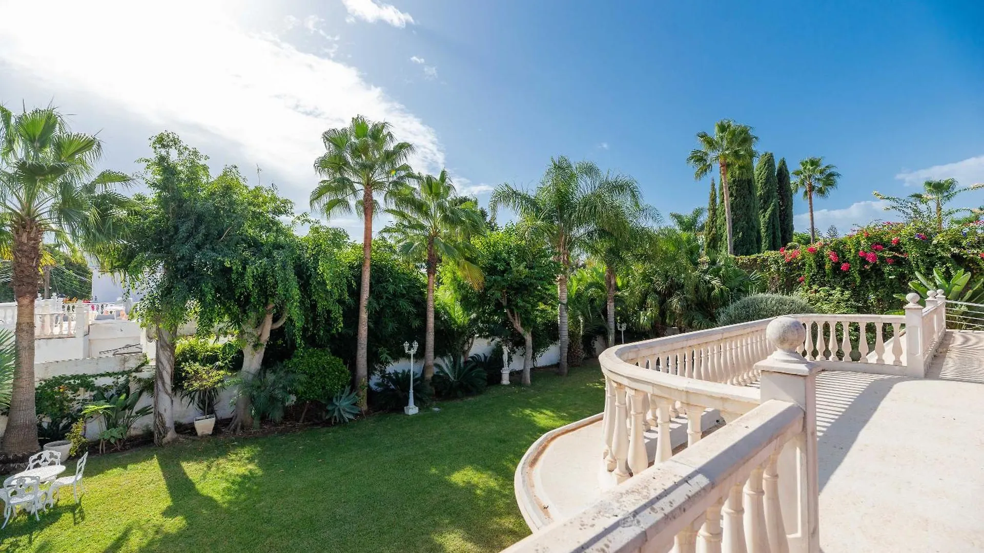 Lovely Villa Las Palmeras Marbella 0*,
