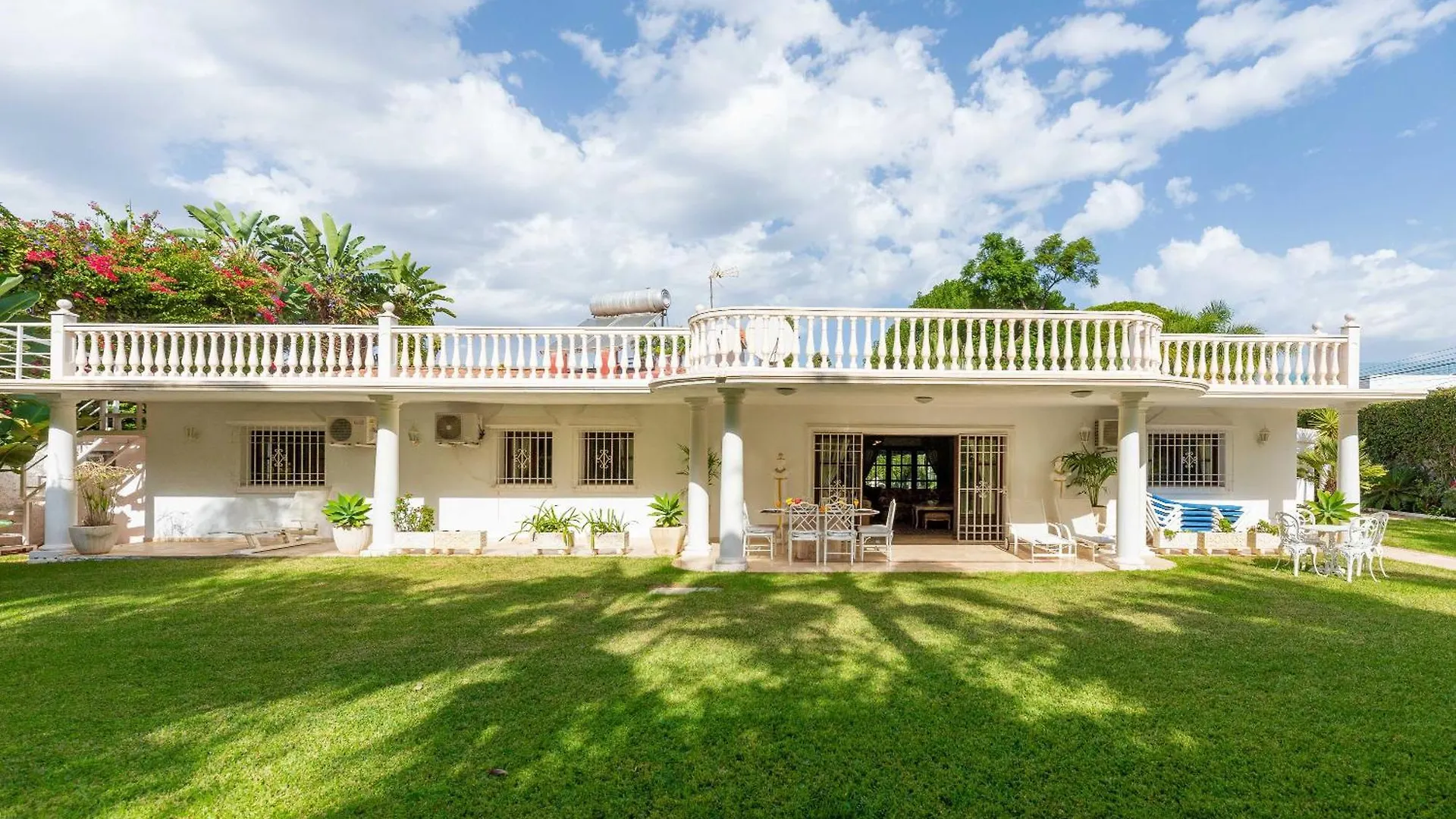 Lovely Villa Las Palmeras Marbella